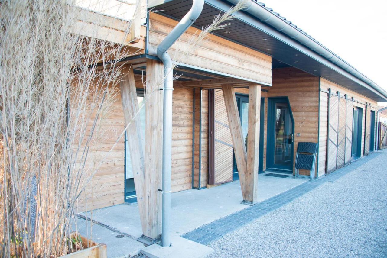 Le Carport Aparthotel Hasnon Exterior photo